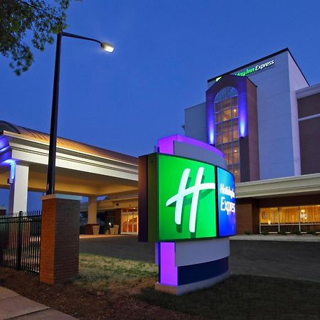 Holiday Inn Express Augusta Downtown, An Ihg Hotel Esterno foto